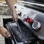 Weber Genesis SP-E-335 Gas BBQ Grill - Image 4